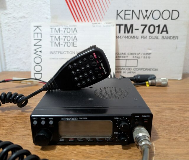 Kenwood TM701A Radio